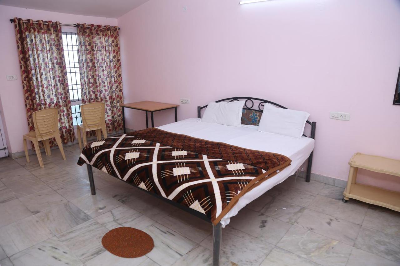 New Sonar Bangla Guest House Visakhapatnam Buitenkant foto